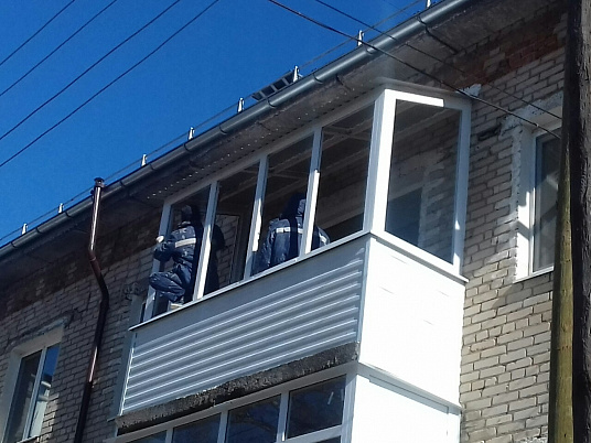 Остекление балкона в кирпичном доме